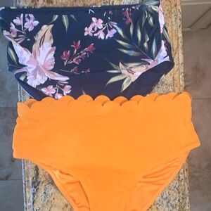 NEW pairs of Cupshe bikini bottoms, SZ XL .  Tag & hygienic liner still attached